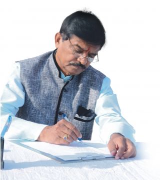 Dr. Bhanudas Genuji Dere